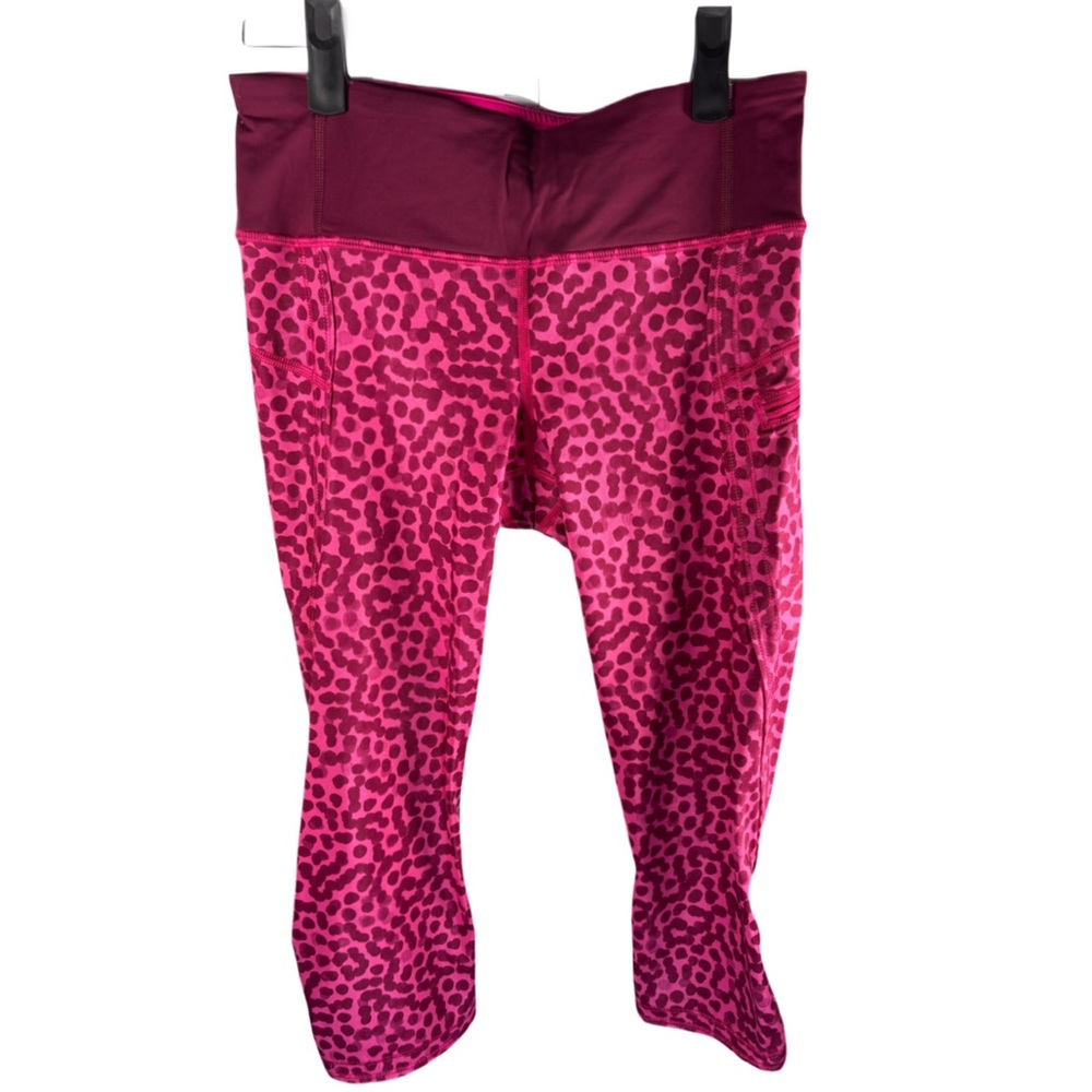 Lululemon Hot Pink Polka Dot Spotted Cheetah Print Capri Leggings Sz 4
